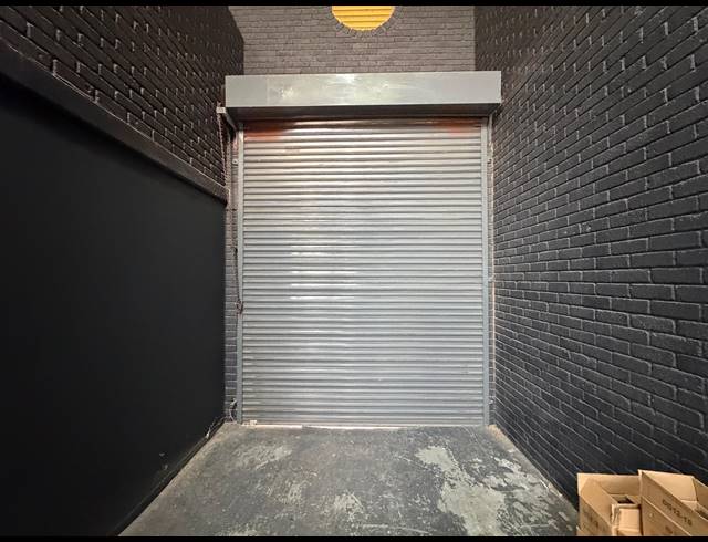 140M² WAREHOUSE TO LET IN HALFWAY HOUSE